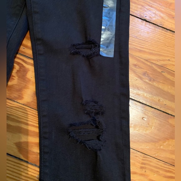 NWT! American Eagle Super Hi-Rise Distressed Denim Jegging 
Black Size 0 - Picture 7 of 13